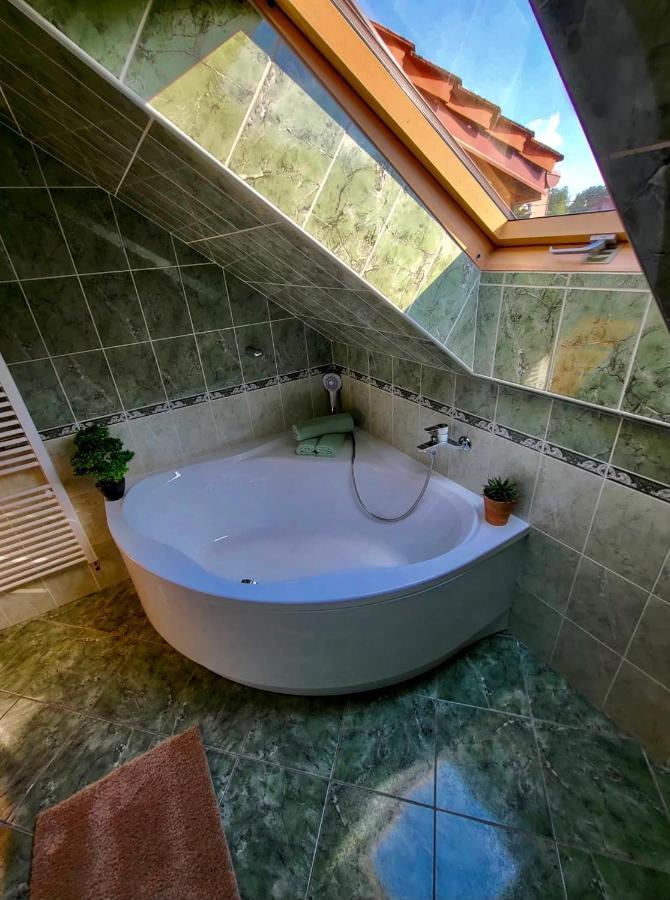 Harmony Apartments Rajecké Teplice エクステリア 写真